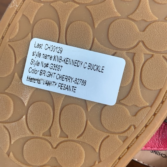 Coach pink leather sandals - Picture 3 of 3